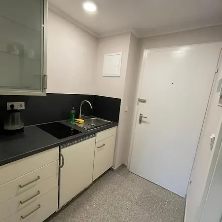 Einzelzimmer Lila Apartment