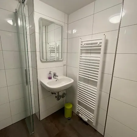 Einzelzimmer Lila
